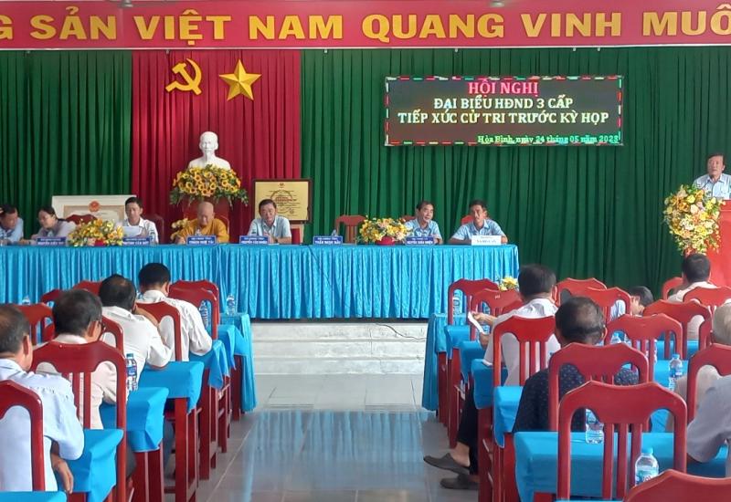 ĐẠI BIỂU HĐND 3 CẤP TIẾP XÚC CỬ TRI TRƯỚC KỲ HỌP